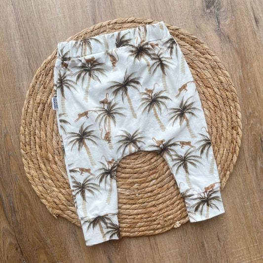 Babybroekje met jungleprint