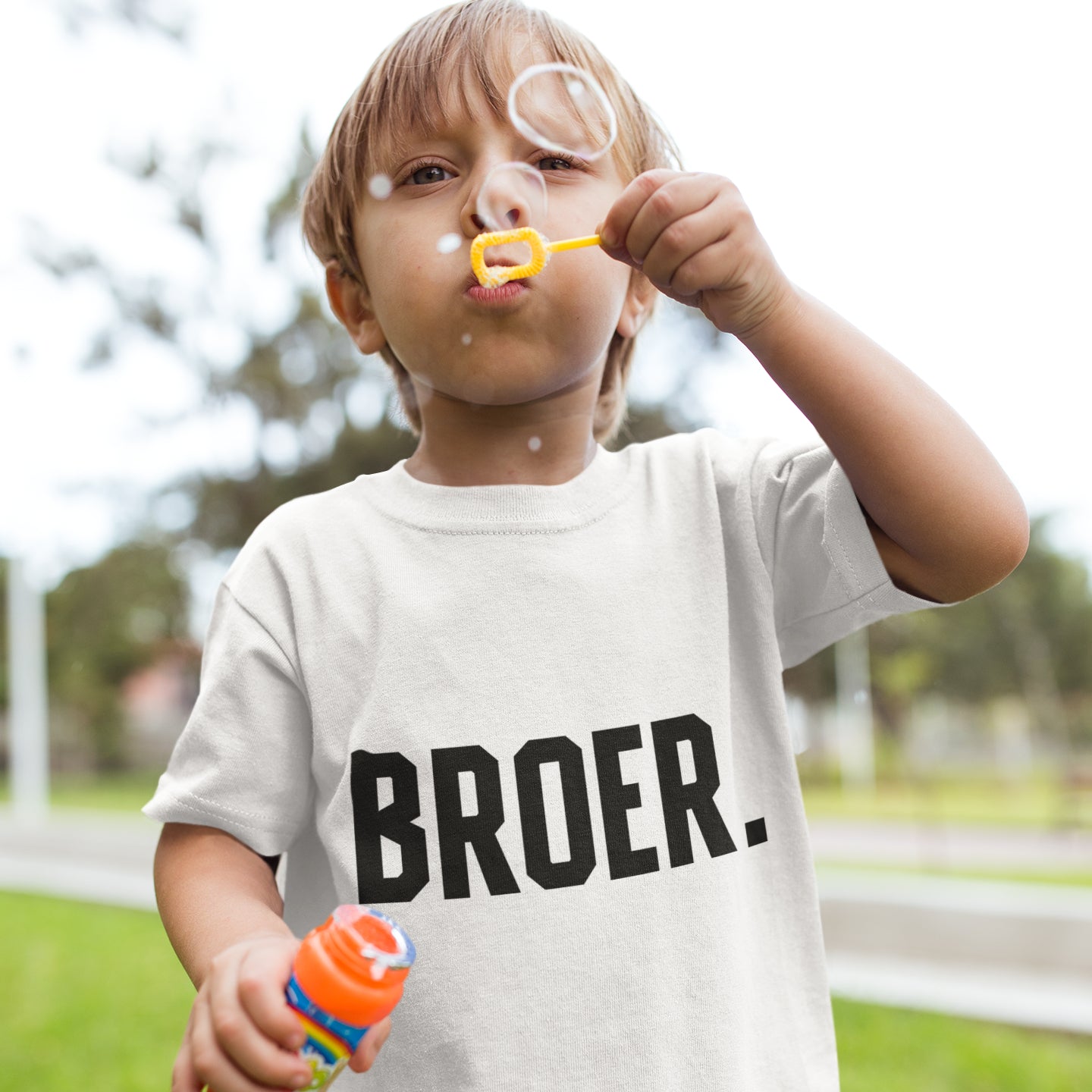 BROER. t-shirt