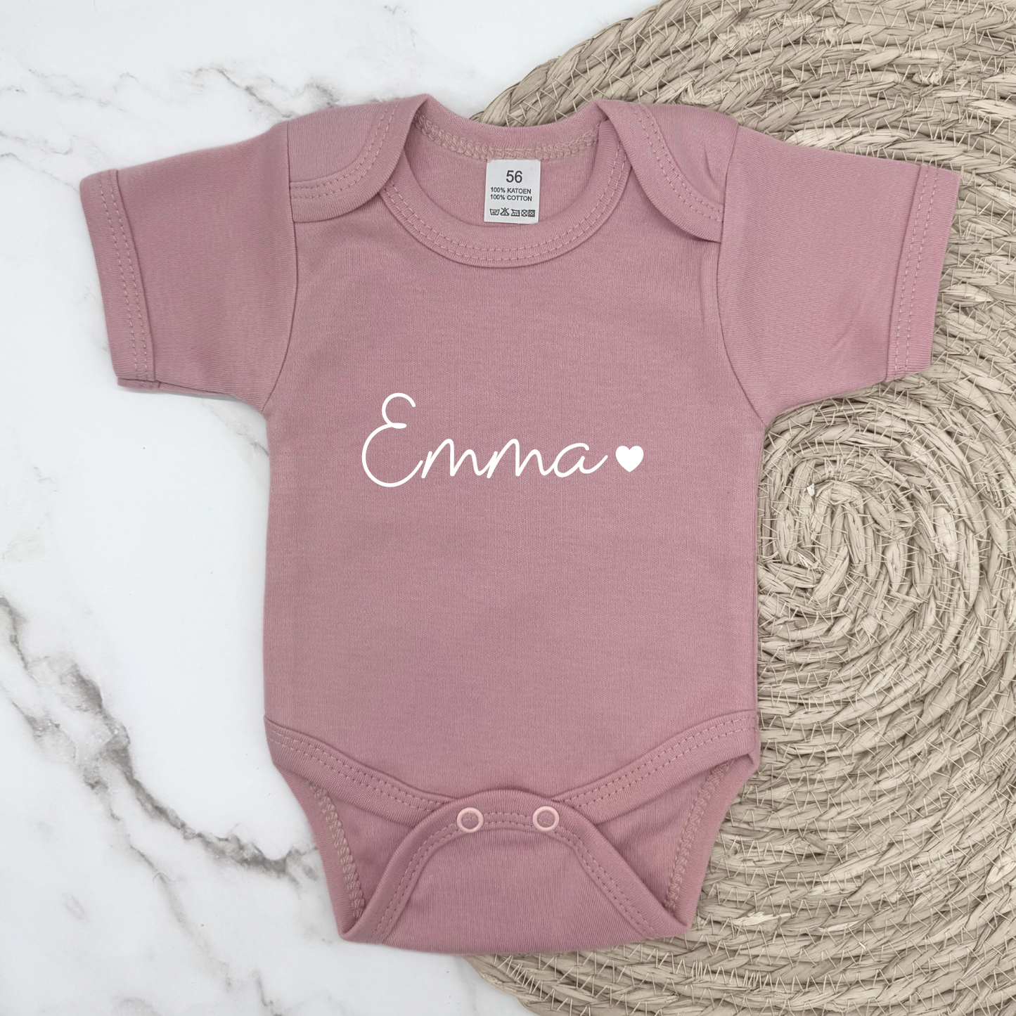 Roze baby rompertje met naam + hartje