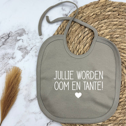 Jullie worden oom en tante! slabbetje met touwtjes