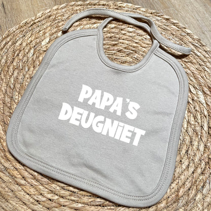 Papa's Deugniet slabbetje met touwtjes