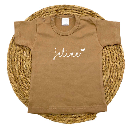 Gepersonaliseerd baby t-shirt "Hearts"